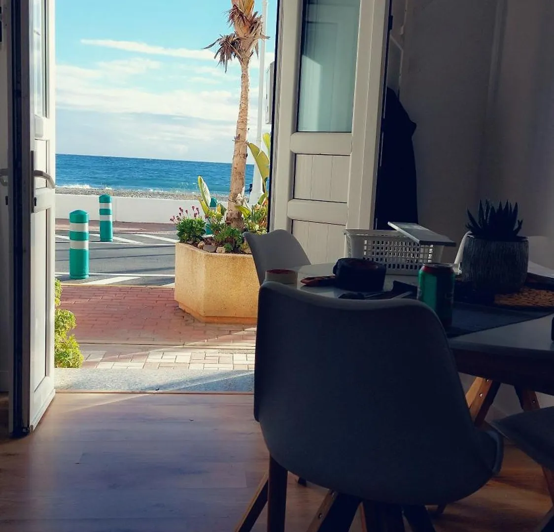 別荘 Casita Beach アルガロボ・コスタ
